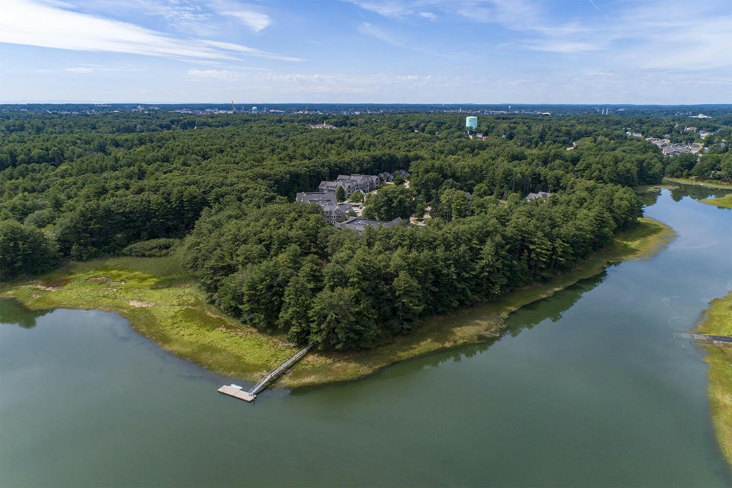 100 Shepards Cove Road F306